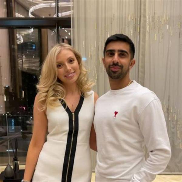 Vikkstar's Wife: All You Need to Know | Complete Profile