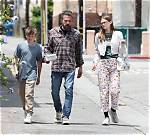 Violet Affleck's Notable Siblings: a Family of Excellence