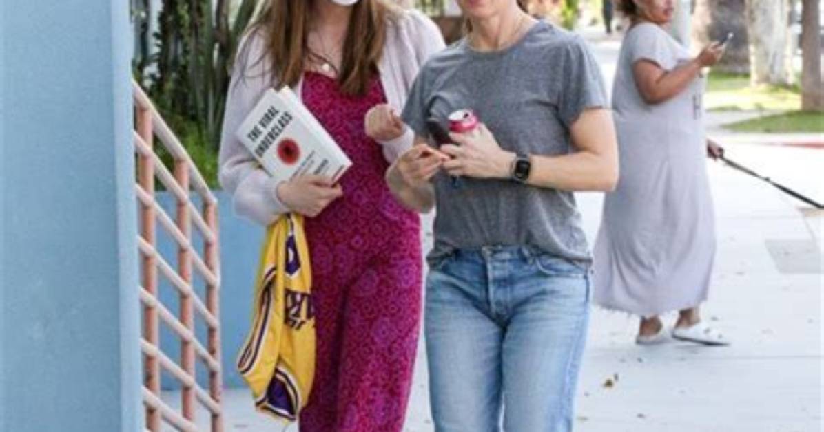 Violet Affleck: the Journey to Her College Destination