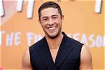 What Is Jaren Lewison Gender? Is He Gay? ,Girlfriend and Sexuality.