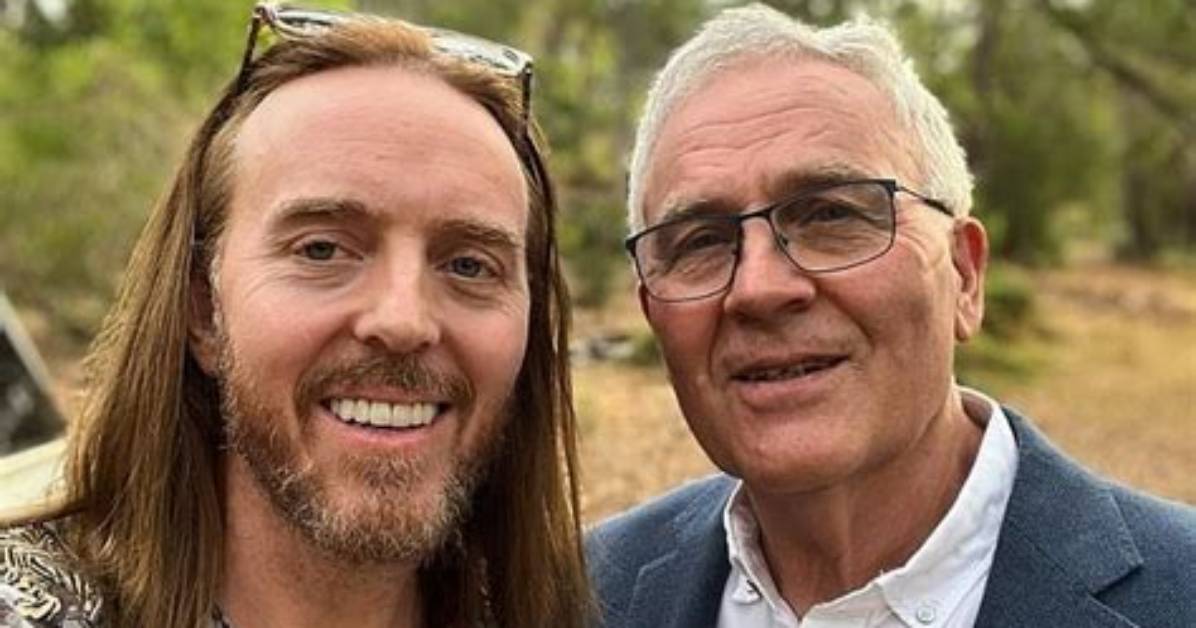 Who Are Comedian Tim Minchin Parents as He Grew up in Western Australia?