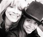 Who Are Erykah Badus Parents? Erykah Badu Biography, Parents Name, Nationality and More