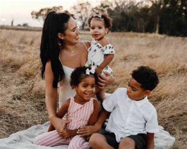 Who Is Daren Bates's Wife?