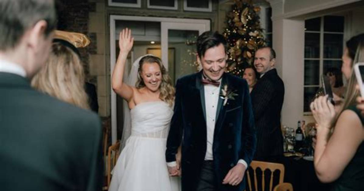 Who Is Nicola Simon? Jay Simon Wife – Age Difference and Kids – the Royal Treatment