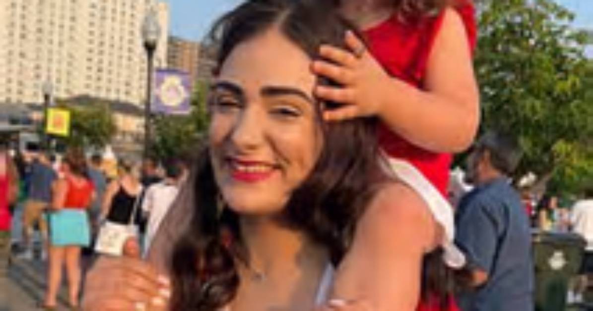 Who Is Veronica Correia? Portugese Fan Threw 36G Bra at Drake During It’s All a Blur Concert