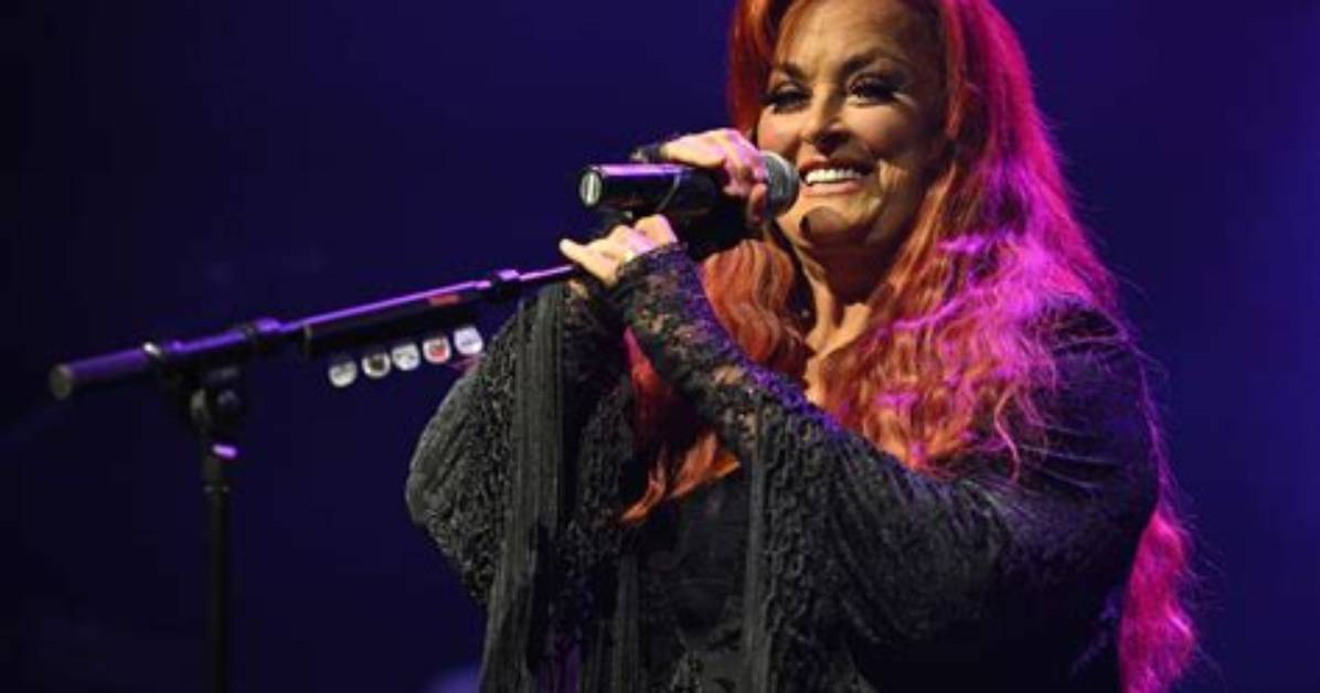 Wynonna Judd Duets Song Roasting Tiktoker’s Food Hack —Using a Butter Stick as a Microphone