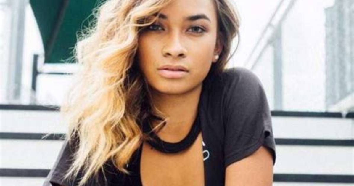 Ysabelle Wallace Height, Weight, Net Worth, Age, Birthday, Wikipedia, Who, Nationality, Biography